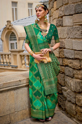 Green shaded leheriya silk saree with aqua finish weaving saree | Silk Saree | Shaded leheriya style Saree